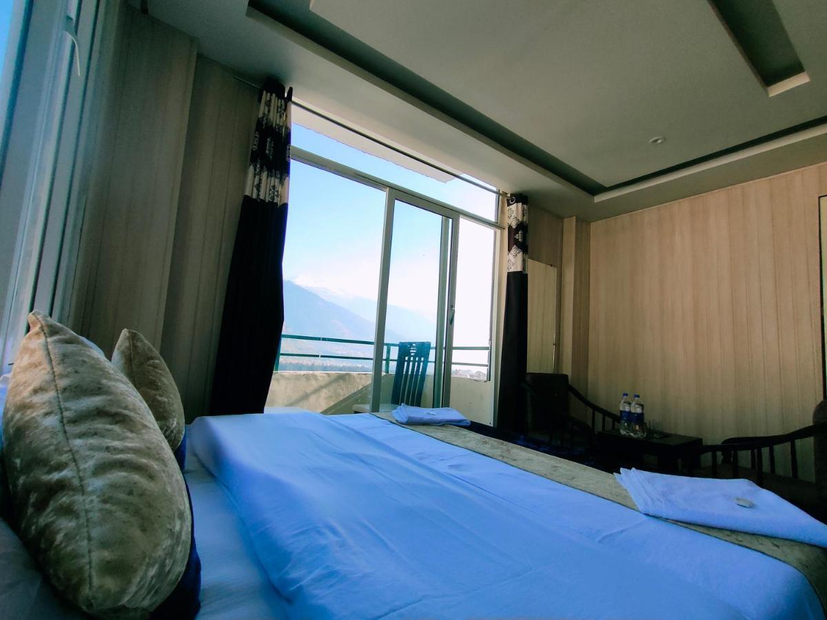 Hotel Royal Residency Manali  Bagian luar foto