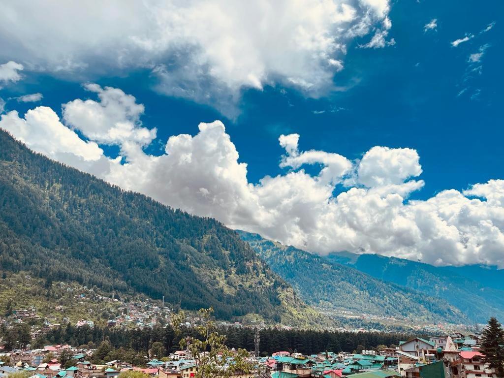 Hotel Royal Residency Manali  Bagian luar foto