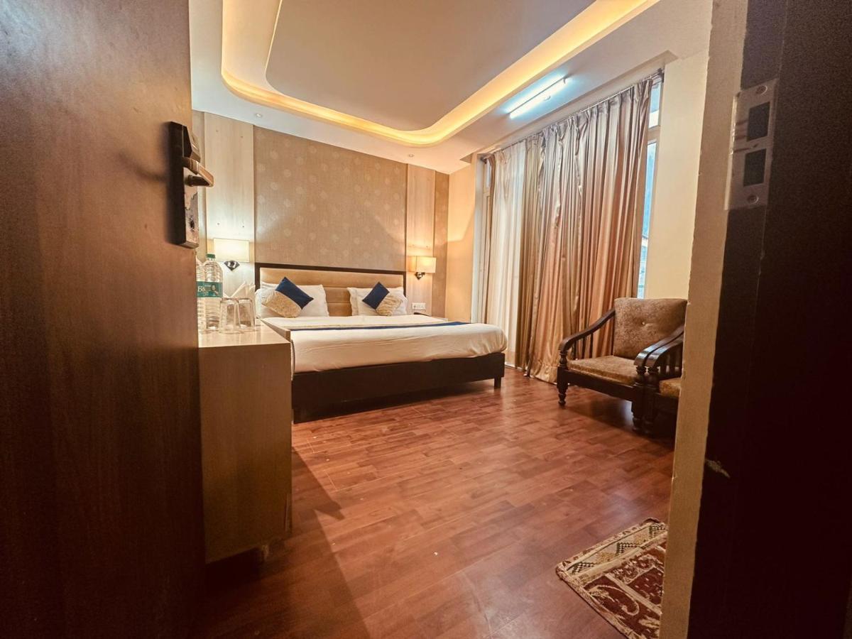 Hotel Royal Residency Manali  Bagian luar foto