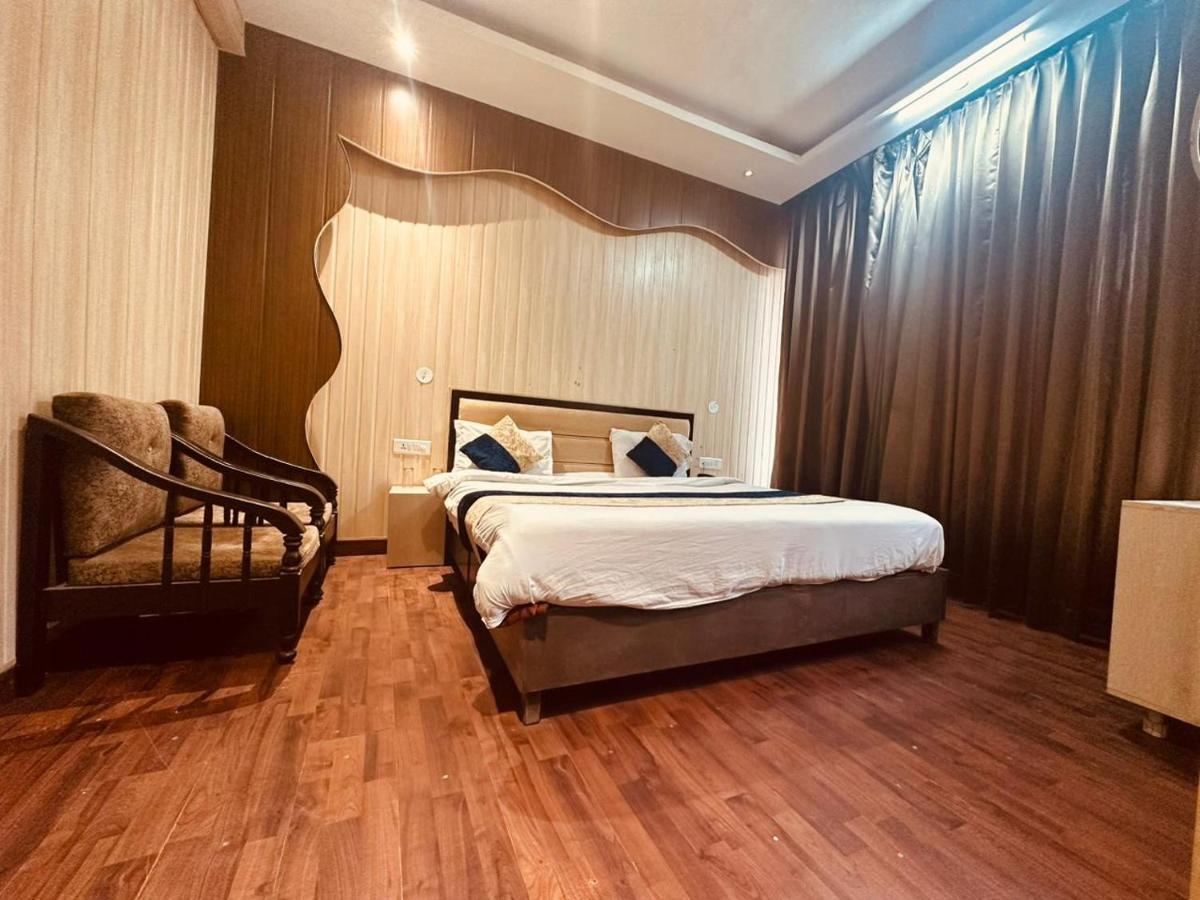 Hotel Royal Residency Manali  Bagian luar foto