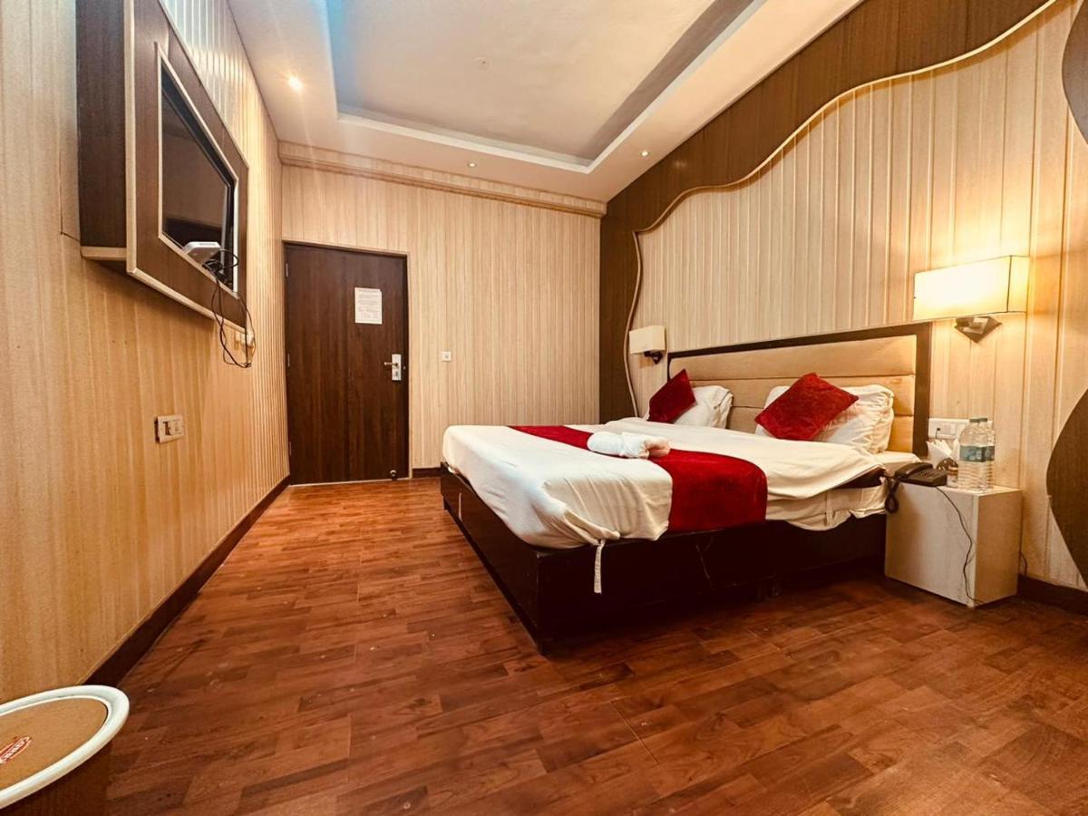 Hotel Royal Residency Manali  Bagian luar foto