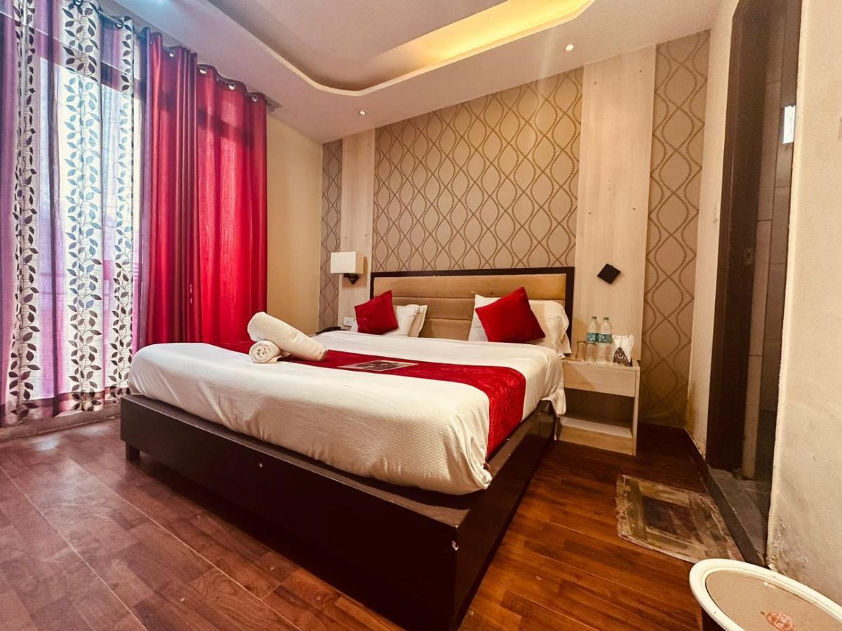 Hotel Royal Residency Manali  Bagian luar foto