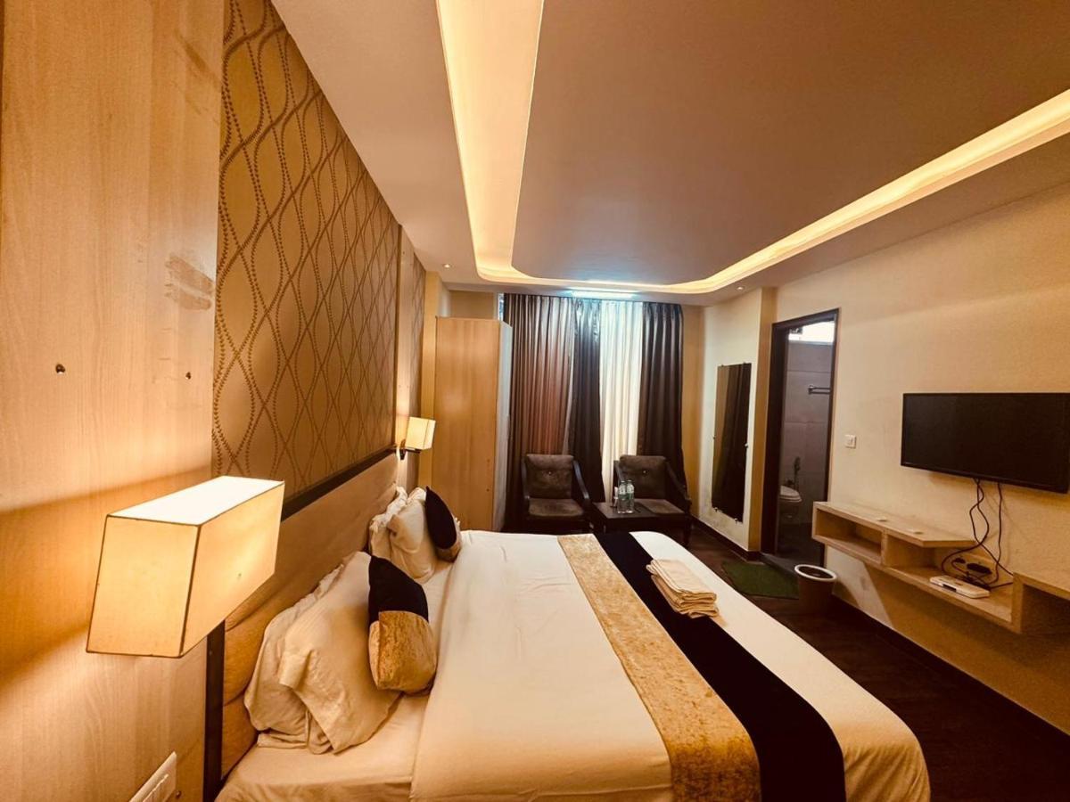 Hotel Royal Residency Manali  Bagian luar foto